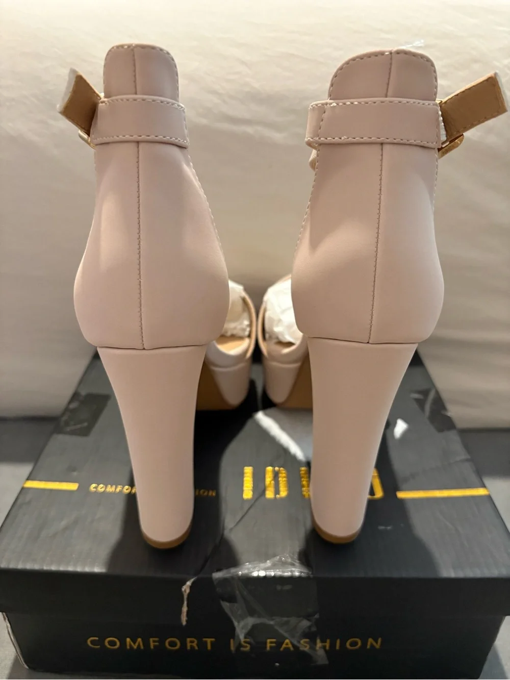 IDIFU Women’s Platform Ankle-Strap High Heel Sandals in Nude - US 6.5